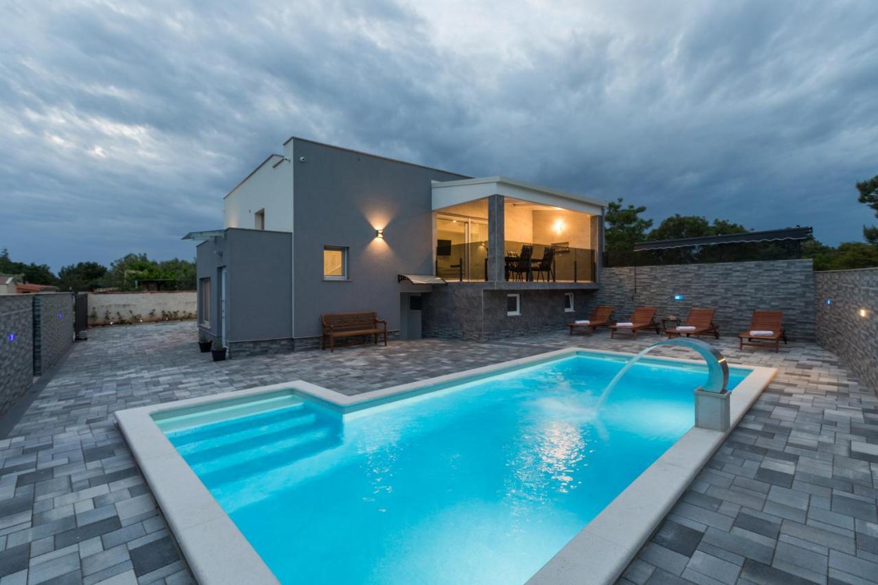Villa Adria *